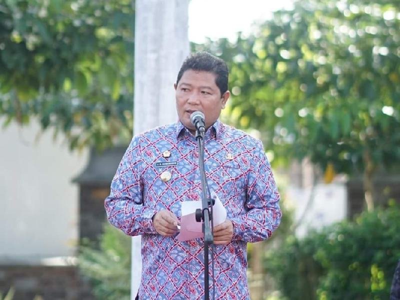 Penjabat Bupati Minahasa, Jemmy Kumendong Irup Apel Perdana Awal Tahun 2024