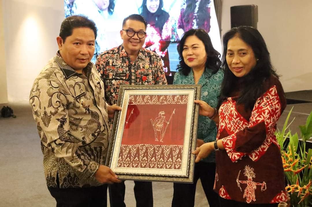 Pj. Bupati Minahasa Jemmy Kumendong Sambut Kunjungan Menteri PPPA RI Bintang Puspayoga