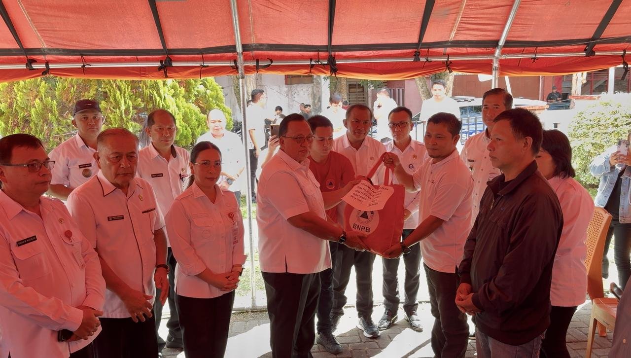 Pemkab Minahasa Salurkan Bantuan untuk Korban Banjir, Bupati: Kita Bangkit Bersama, Pulih Lebih Cepat