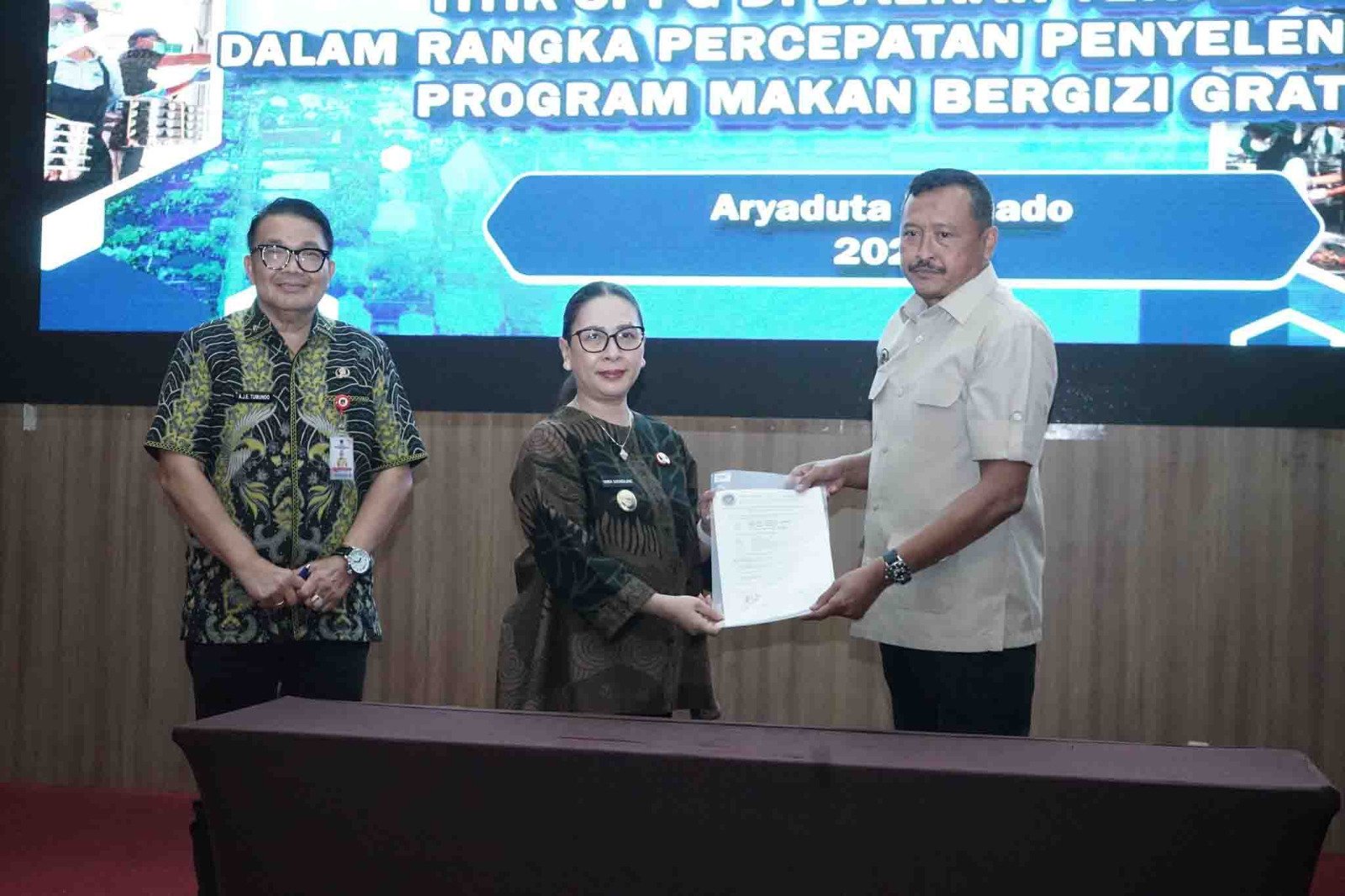 Wabup Minahasa Hadiri Rapat Evaluasi Percepatan Program MBG di Sulut
